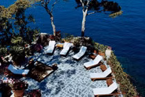 Bên trong biệt thự triệu đô xa hoa của nhà thiết kế Dolce và Gabbana 