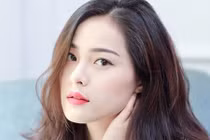 Bất ngờ với nhan sắc của Hạ Vy 3 năm trước khi yêu Cường Đôla