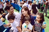 Vợ đẹp, con xinh và cuộc sống hạnh phúc của MC Phan Anh