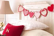 Nhà đẹp lung linh với giấy dán tường thừa