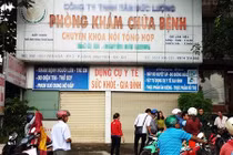 Vụ bệnh nhân tố bác sĩ hiếp dâm: Đình chỉ phòng khám