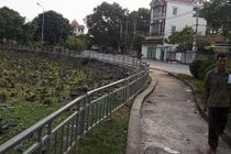 Bị côn đồ truy đuổi, nam thanh niên nhảy xuống ao tử vong