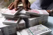 Bát nháo chi phí đổi tiền lẻ, tiền mới