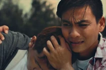 Cái kế đắng cho kẻ si tình đồng tính khờ dại với trai làng