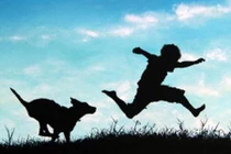 Kỳ quái cậu bé câm chỉ thích...sữa chó