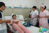 Cái kết bất ngờ của bà mẹ quyết sinh thường dù thai quá lớn 