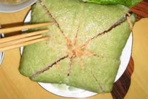 Gặp họa nếu ăn quá nhiều bánh chưng ngày Tết