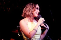 Vừa tuyên bố lấy chồng, Mỹ Tâm tăng cân rõ rệt sau Tết