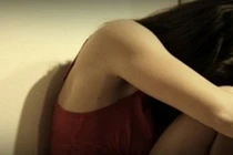 Phận đắng thiếu nữ cưới chạy bầu bị mẹ chồng hắt hủi