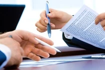 Vay tiêu dùng trả góp, đòi nợ như giang hồ