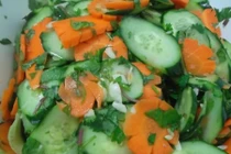 Cách làm dưa góp 3 miền giòn ngon đón Tết 