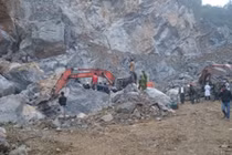 Mới nhất vụ sập mỏ đá: 7 người tử nạn