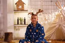 Tiến Đạt phản ứng “bất thường” khi Hari lộ ảnh cưới