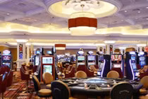 Casino, cá độ: Chờ nghị định, tiền chảy qua biên giới