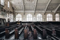 Ám ảnh với những công trình bị bỏ hoang ở Anh