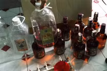 Chế Chivas, Hennessy, Martin bằng nước màu kho cá