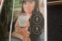 Bối rối với món quà “Iphone 11” từ bạn trai