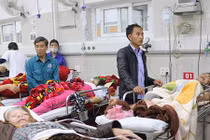 Bác sĩ Hà Nội khổ vì quý ông súc miệng mỗi ngày 1 lít rượu Tết