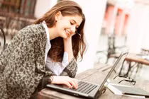 Phụ nữ hư các kiểu này, đàn ông càng yêu điên cuồng