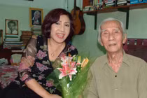 Nghệ sĩ thương tiếc “Vua vọng cổ” Viễn Châu