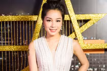 Vẻ ngoài ngày càng gợi cảm của bà mẹ 2 con “Nhật ký Vàng Anh“