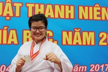 Nữ cảnh sát giỏi võ tiết lộ tuổi thơ bị bạn bè bắt nạt