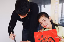 Lý Băng Băng khoe ảnh hạnh phúc bên bạn trai kém 15 tuổi