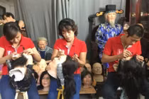 “Tròn mắt” chiêm ngưỡng tượng sáp Hoài Linh giống y như thật