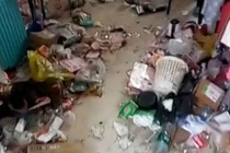 Chết ngất với ký túc xá bẩn như bãi rác của các nữ sinh xinh đẹp