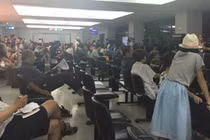 Máy bay VN Airlines bay từ Đà Nẵng tới Hà Nội lại hạ cánh tại Lào