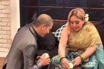 Nữ đại gia Thái Lan tìm được "phi công trẻ" thứ 14 gây sốt