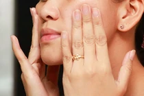 4 mẹo làm đẹp cực nhanh bằng oxy già không biết bạn sẽ hối hận