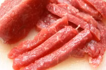 6 đối tượng không nên ăn nhiều thịt bò 