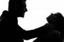 Quảng Nam: Đi viếng mộ con, chồng bóp cổ vợ đến chết 