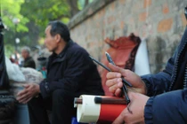 “Ông đồ tự phát ở Văn Miếu đều là ông đồ dỏm”