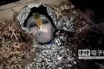 Điều gây sốc khi mở nắp quan tài của xác chết hơn 100 năm