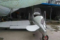 Tự chế xong máy bay, người nông dân “bó tay” đứng nhìn 