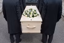 Bị chó cắn trọng thương, thiếu niên sống sót thần kỳ