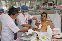 Bệnh nhân viêm tụy cấp thoát chết nhờ lọc máu liên tục