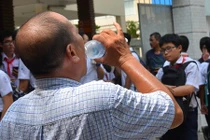 Đừng cố “giải nhiệt” bằng mọi cách