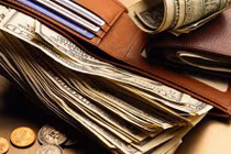 Mang vật phẩm phong thủy theo mệnh để tiền ùn ùn kéo đến