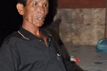 Tướng cướp si tình vượt ngục về thăm... vợ đẻ 