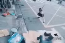 Clip hài: Đừng có đùa với... chị em