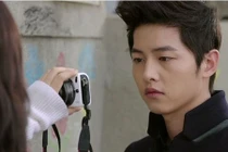 Sự thật bàng hoàng sau màn hình camera vợ mắc trộm