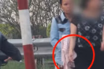 Clip: Móc túi lộng hành trước cổng bệnh viện Bạch Mai