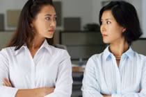 Sốc khi bị buộc phải ly hôn bởi âm mưu thâm độc của mẹ chồng