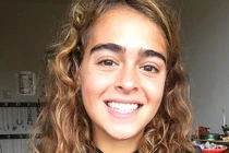 Nữ sinh 9X từ “bộ xương di động” trở thành hot girl