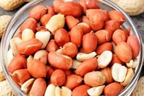 Không ngờ ăn lạc có thể tử vong với một số người