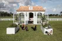 Trầm trồ 9 kiểu chuồng gà xa hoa như biệt thự 