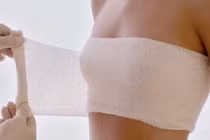 Những lầm tưởng của phái đẹp về phẫu thuật nâng ngực